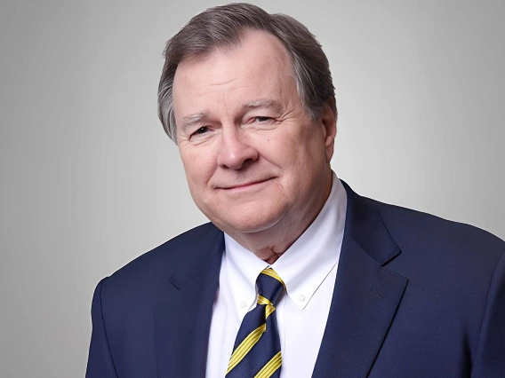 headshot of Scott Campbell